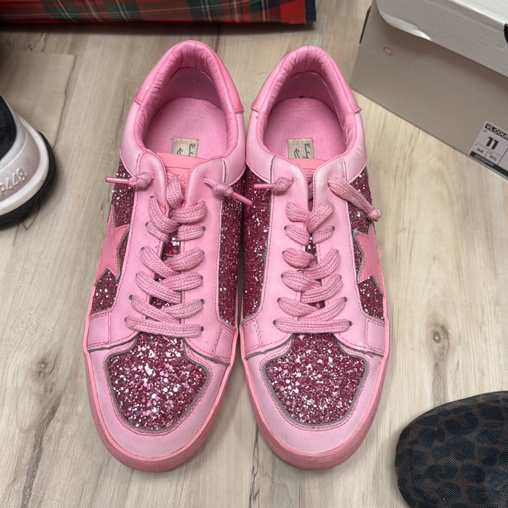 Pink glitter vintage havanas